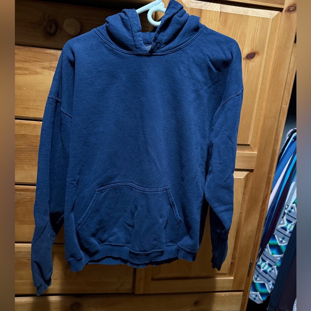Gildan Men's Navy Hoodie